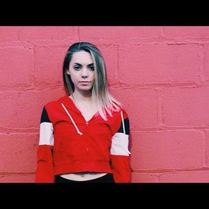 Brandy Melville light windbreaker